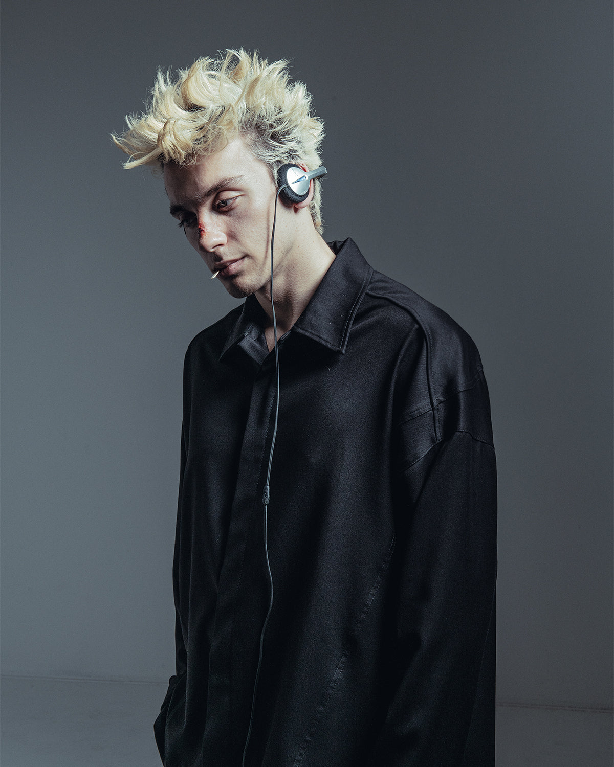 Minimal Black Langarmhemd