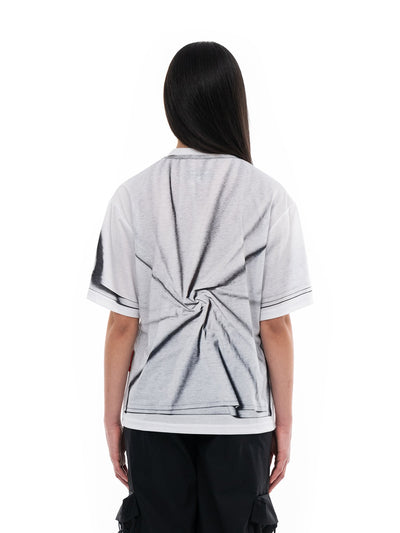 Λευκό T-shirt Crux, σε μοντέλο, πίσω όψη