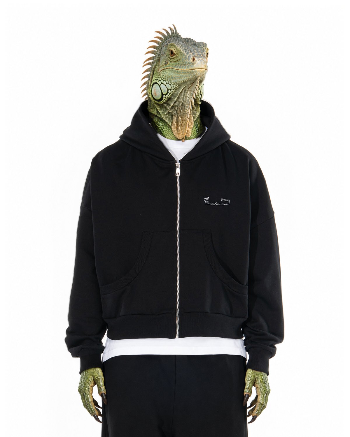 Personaggio inventato, iguana verde, indossa BROKENHEART Felpa Cappuccio